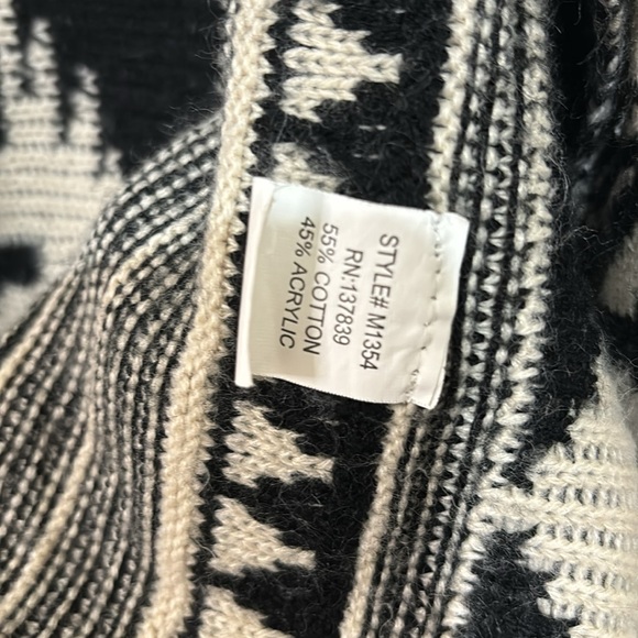 Aztec Patterned Open Front Sweater By Debut S/M - Picture 5 of 6